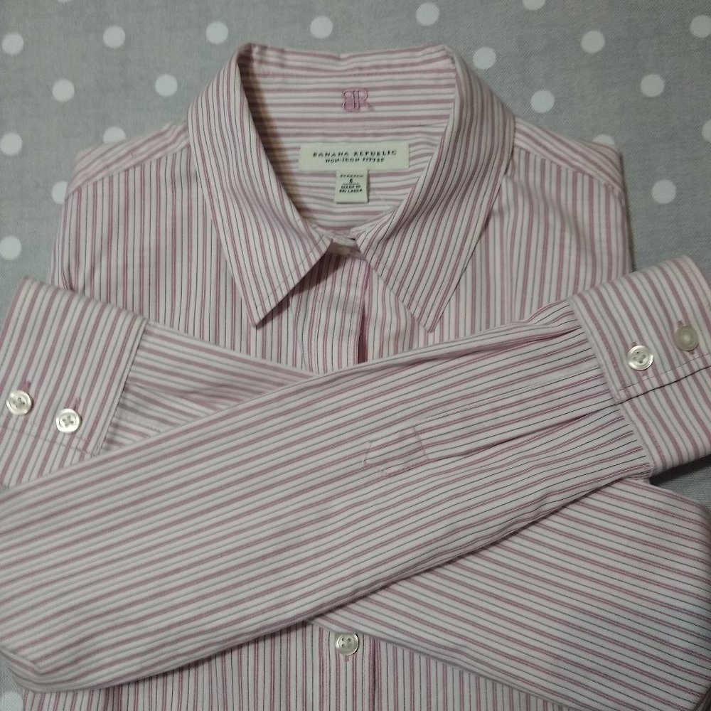 Banana Republic non-iron fitted size 6